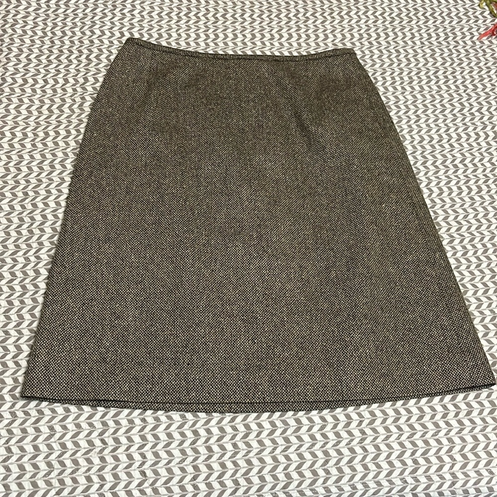 🌻 SALE 5/$50 or 10/$75 🌻 Eddie Bauer tweed skirt